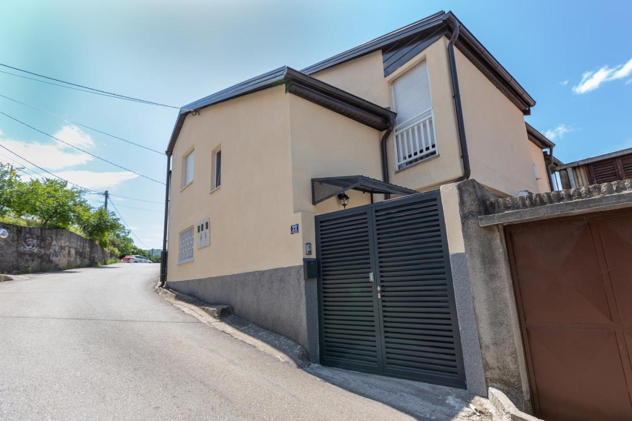Self Check-In Apartment With Jacuzzi Mostar Zewnętrze zdjęcie
