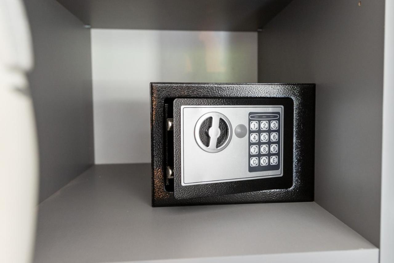 Self Check-In Apartment With Jacuzzi Mostar Zewnętrze zdjęcie