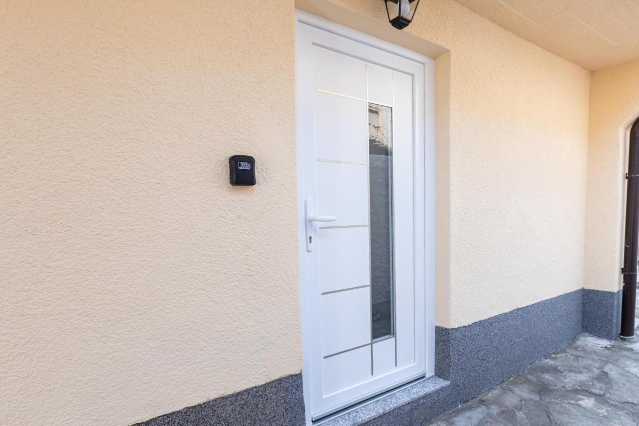 Self Check-In Apartment With Jacuzzi Mostar Zewnętrze zdjęcie